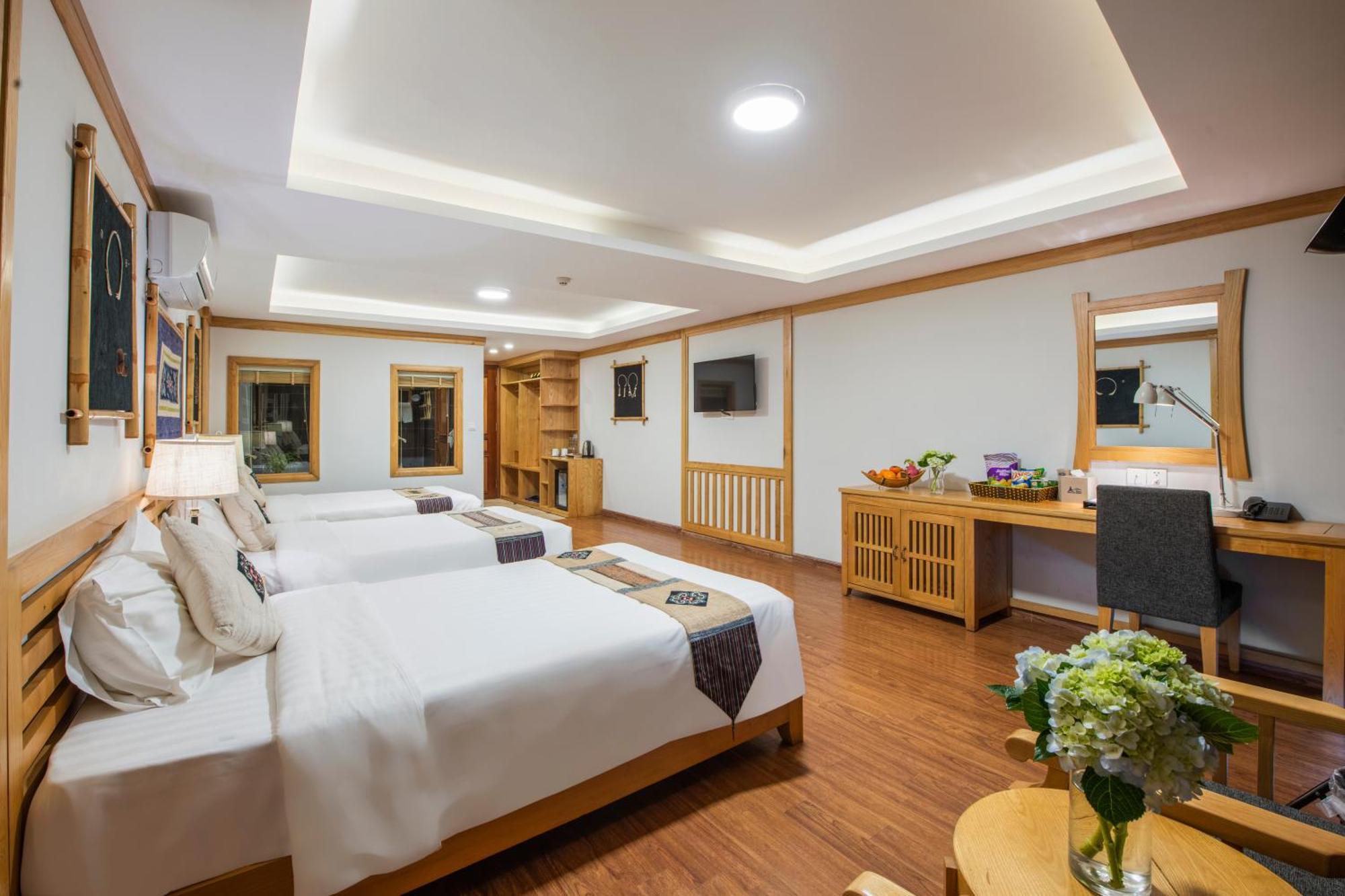 Hotel Highland & 4*